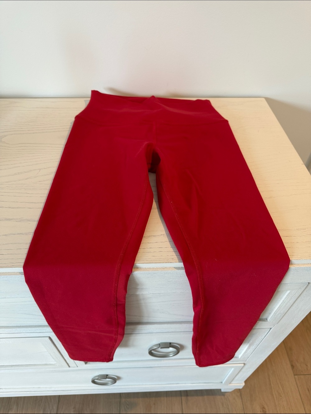 Alo 7/8 High-Waist Airbrush Leggings / Candy Red / S